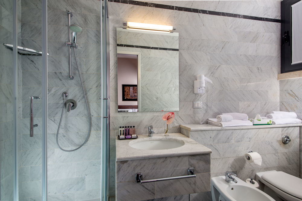 Park Hotel Sabina Маляно Сабина Екстериор снимка